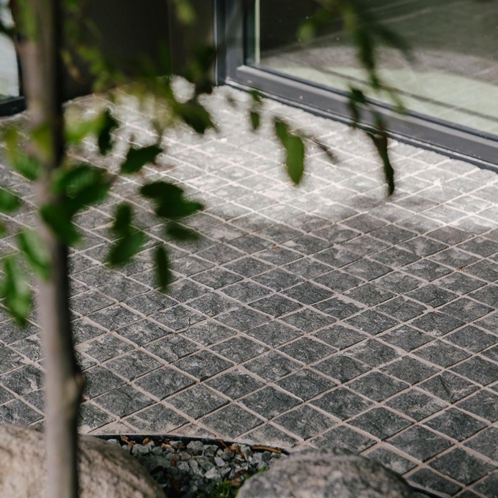 VidaSpace Cobblestone Entrance